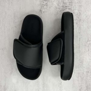 Replica Adidas Yeezy Slippers For Men #ADYZSL0002