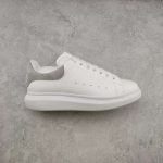 Replica Alexander McQueen Oversized Sneaker in White/Grey