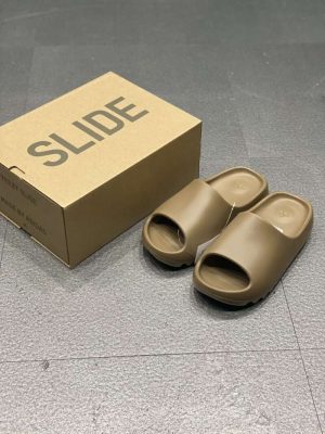 Replica Adidas Yeezy Slippers For Men #ADYZSL0010