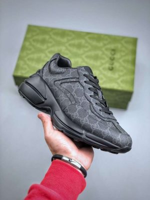 Replica   Gucci Leather Sneaker Black For Women and Men