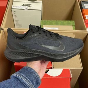 Nike Air Zoom Winflo 7  All Black Anthracite