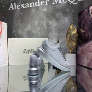 Replica Alexander McQueen Shoes For Men And Women #AM069