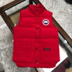 Replica Canada Goose Down Jacket Garson Vest in Red