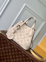 Replica Louis Vuitton Blossom Bag M21849