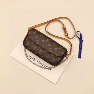 Replica Louis Vuitton Ivy WoC Wallet on Chain Ivy Monogram Women’s Bags